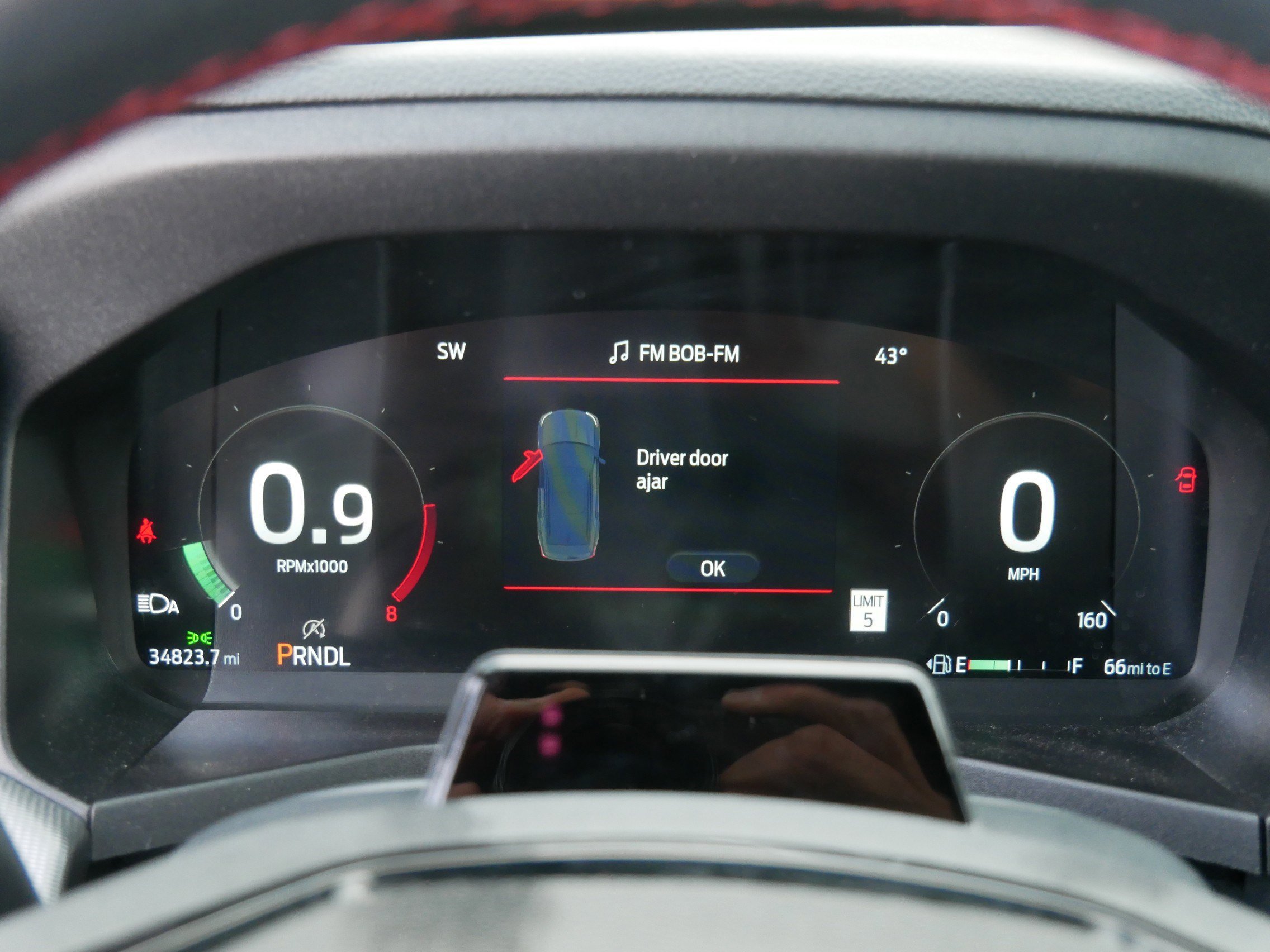 Certified 2025 Ford Explorer ST-Line image 21