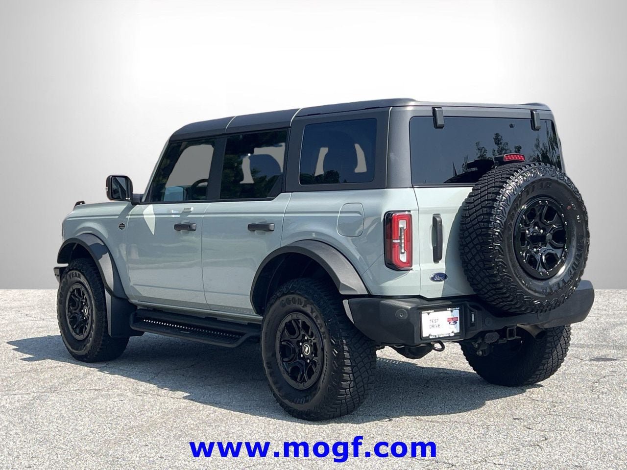 Certified 2023 Ford Bronco Wildtrak AWD/4WD image 2