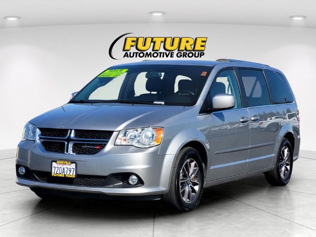 Used 2017 Dodge Grand Caravan SXT FWD image 8