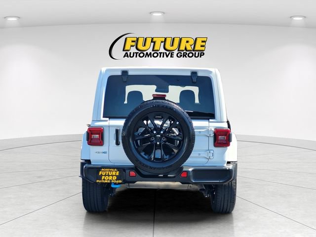 Used 2024 Jeep Wrangler Unlimited Sahara AWD/4WD image 5