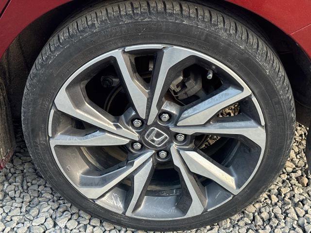 Used 2019 Honda Civic Touring image 6