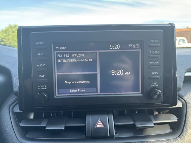 Used 2019 Toyota RAV4 LE w/ Carpet Mat Package AWD/4WD image 16