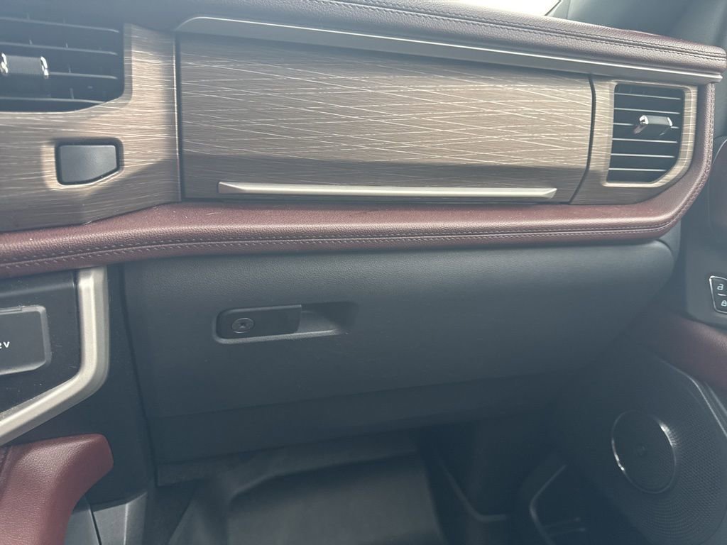 Certified 2023 Ford Expedition Limited image 24