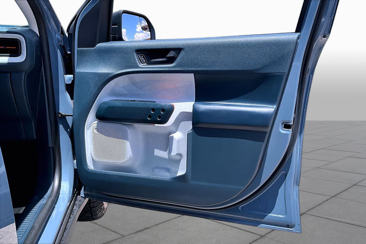 Certified 2024 Ford Maverick XLT FWD image 21