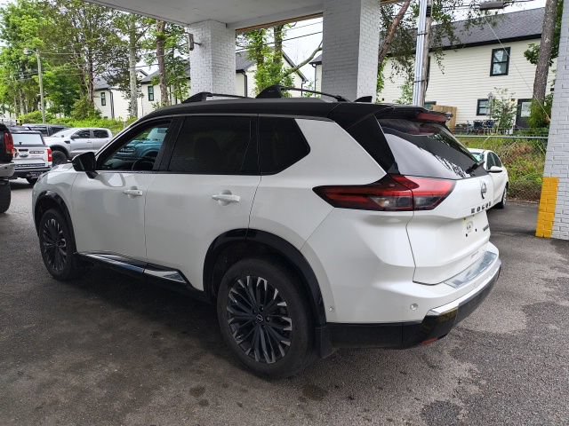 Used 2025 Nissan Rogue Platinum w/ Platinum Premium Package FWD image 6