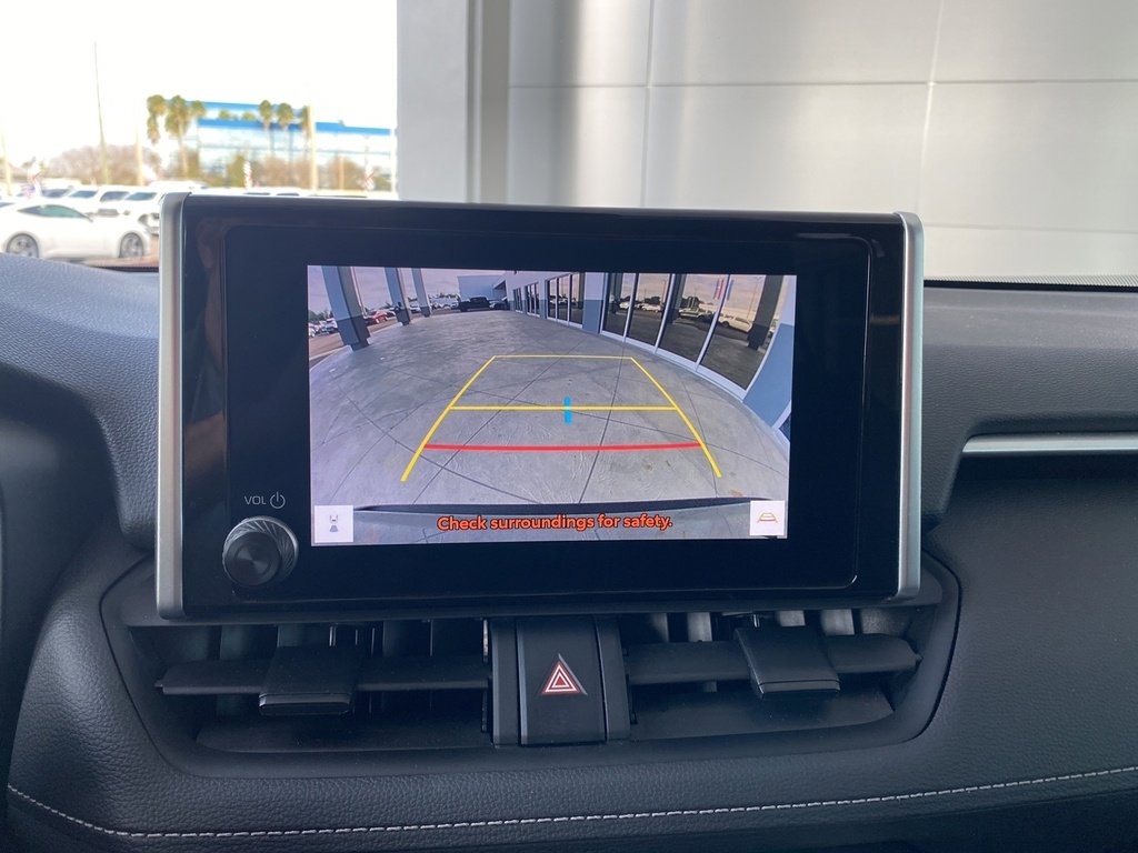 Used 2023 Toyota RAV4 LE image 13