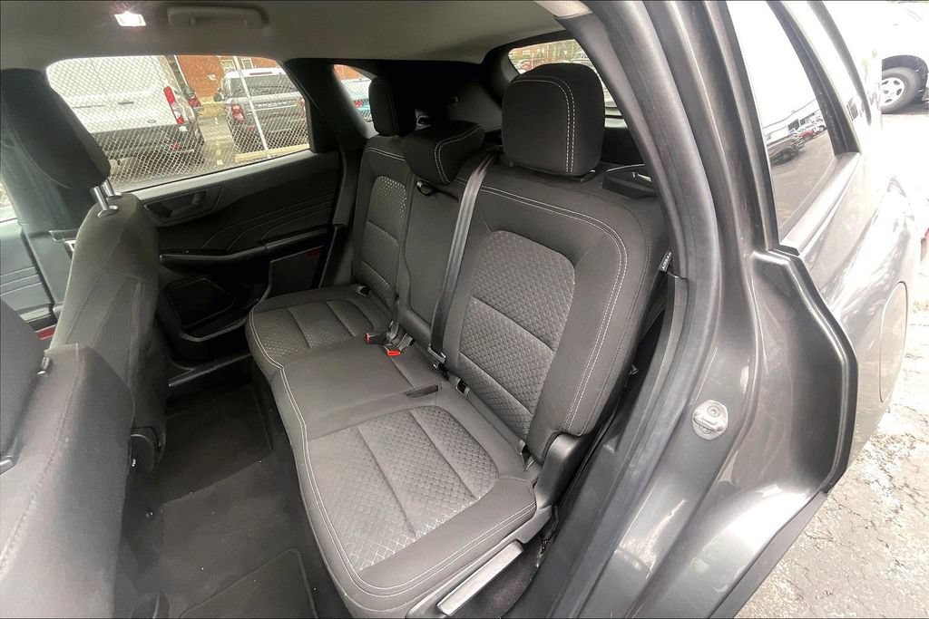 Certified 2023 Ford Escape Active AWD/4WD image 25