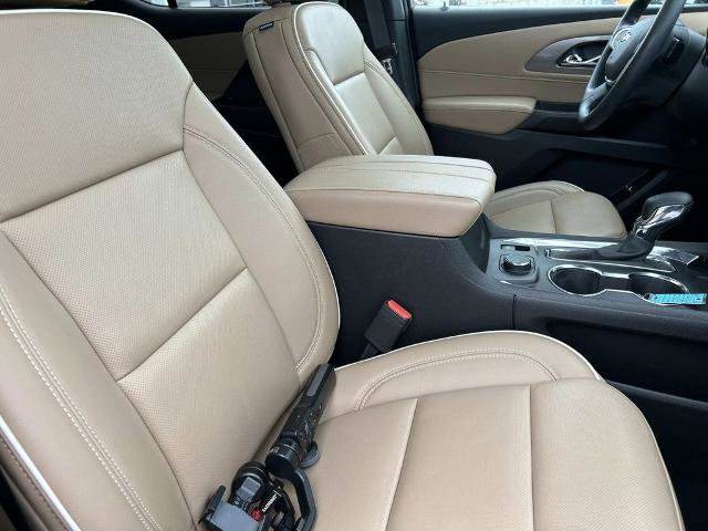 Used 2023 Chevrolet Traverse Premier w/ LPO, Floor Liner Package FWD image 26