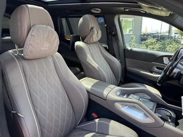 Used 2025 Mercedes-Benz Maybach GLS 600 4MATIC image 11