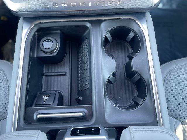 Certified 2025 Ford Expedition Max Platinum AWD/4WD image 15