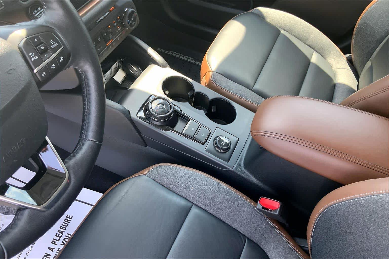 Certified 2022 Ford Bronco Sport Outer Banks w/ Tech Package AWD/4WD image 17