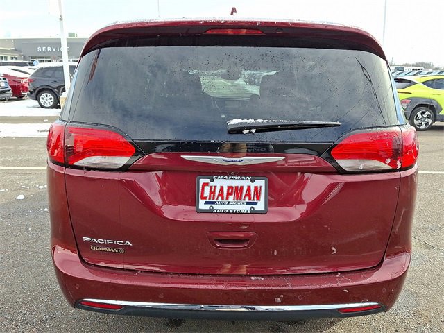 Used 2020 Chrysler Pacifica Touring-L Plus image 3