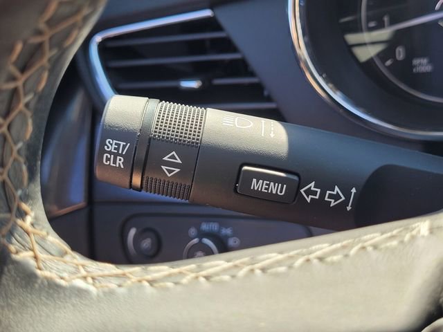 Used 2020 Buick Encore Preferred image 32