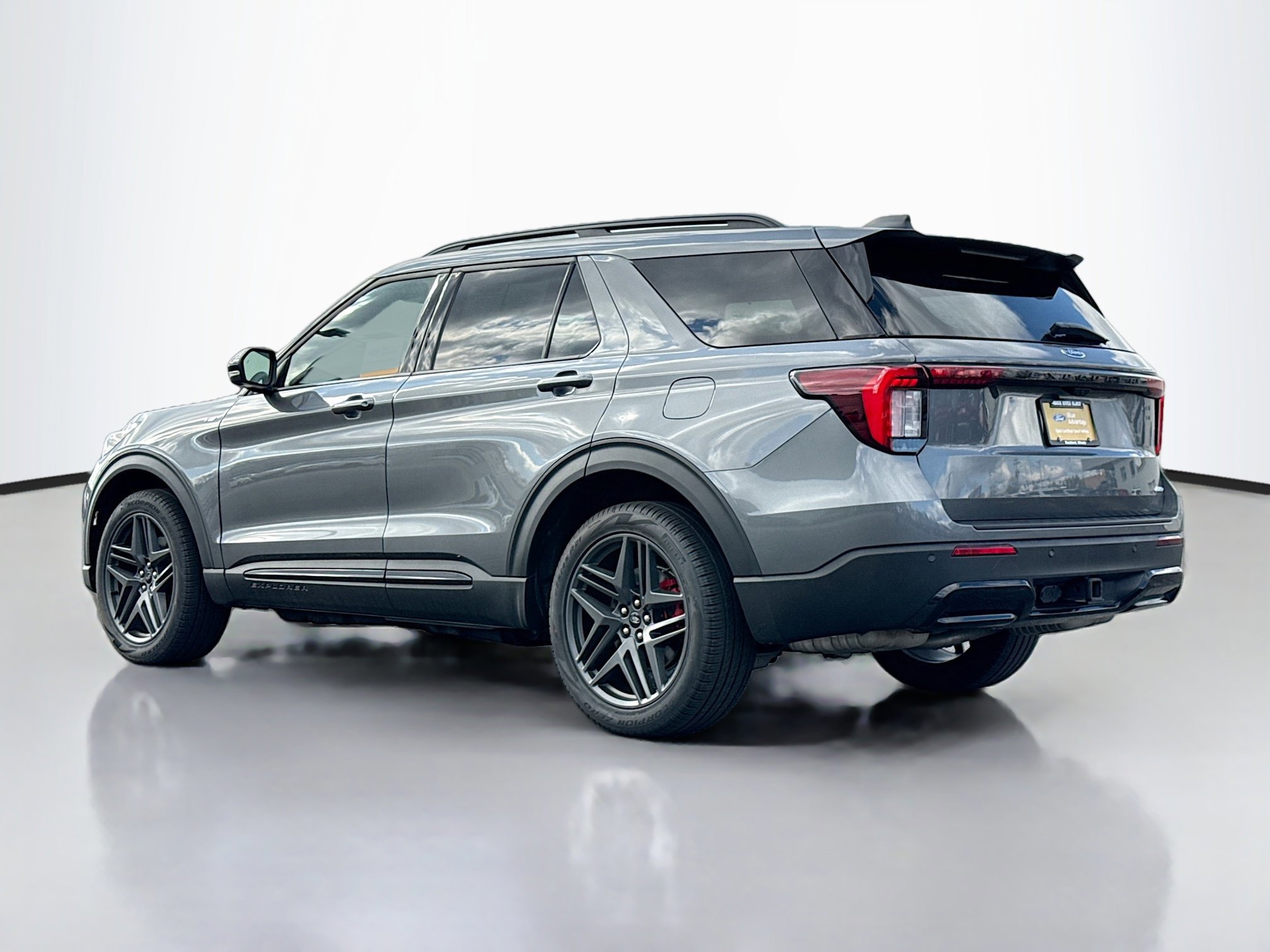 Certified 2025 Ford Explorer ST-Line w/ Premium Package AWD/4WD video 2