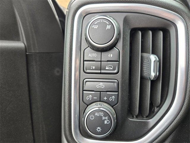 Used 2019 Chevrolet Silverado 1500 LT w/ All-Star Edition image 29