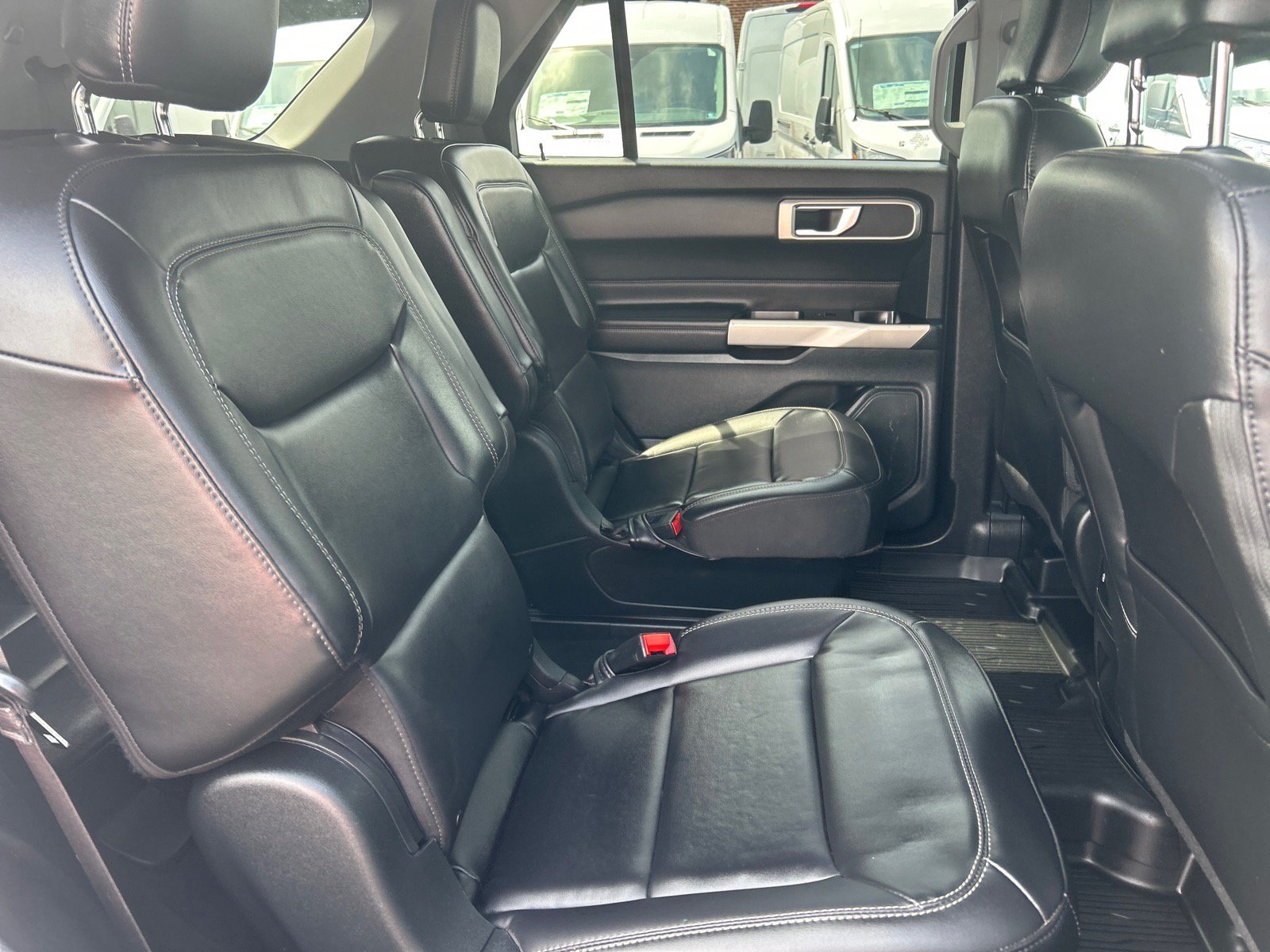 Certified 2023 Ford Explorer XLT w/ Equipment Group 202A AWD/4WD image 22