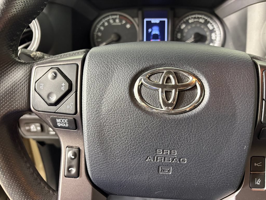 Used 2018 Toyota Tacoma TRD Sport w/ Technology Package AWD/4WD image 23