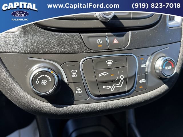 Used 2025 Chevrolet Malibu RS FWD image 29