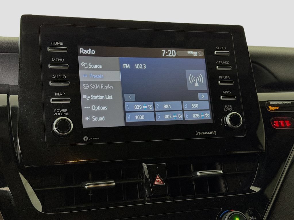 Used 2023 Toyota Camry SE FWD image 17