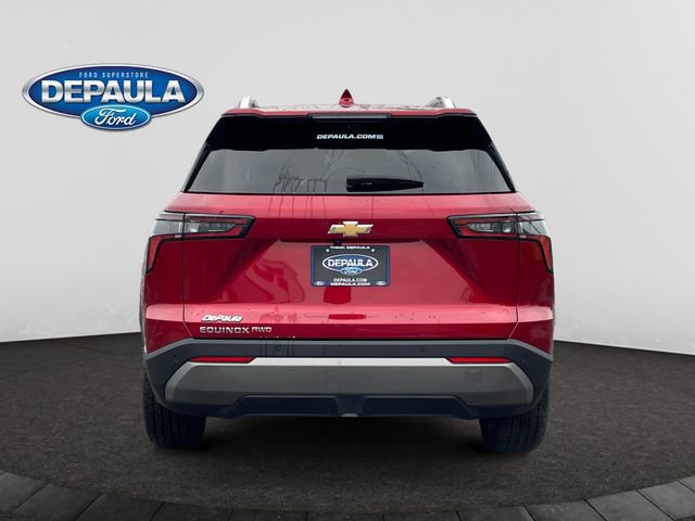 Used 2025 Chevrolet Equinox LT w/ Convenience Package II image 2