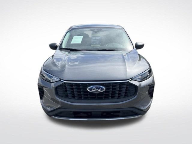 Certified 2025 Ford Escape Active FWD image 2