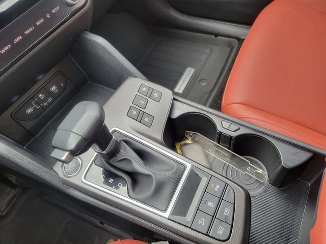 Used 2026 Kia Sportage SX AWD/4WD image 19