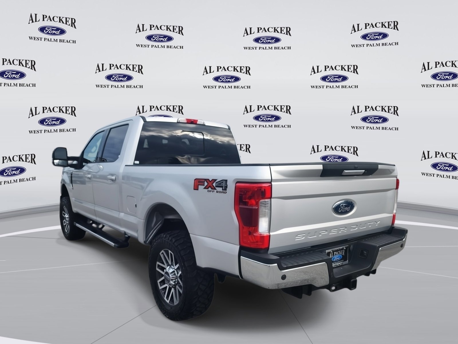 Certified 2018 Ford F250 Lariat w/ Lariat Value Package image 3