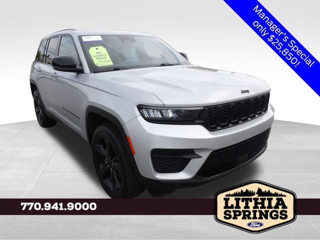 Used 2023 Jeep Grand Cherokee Altitude