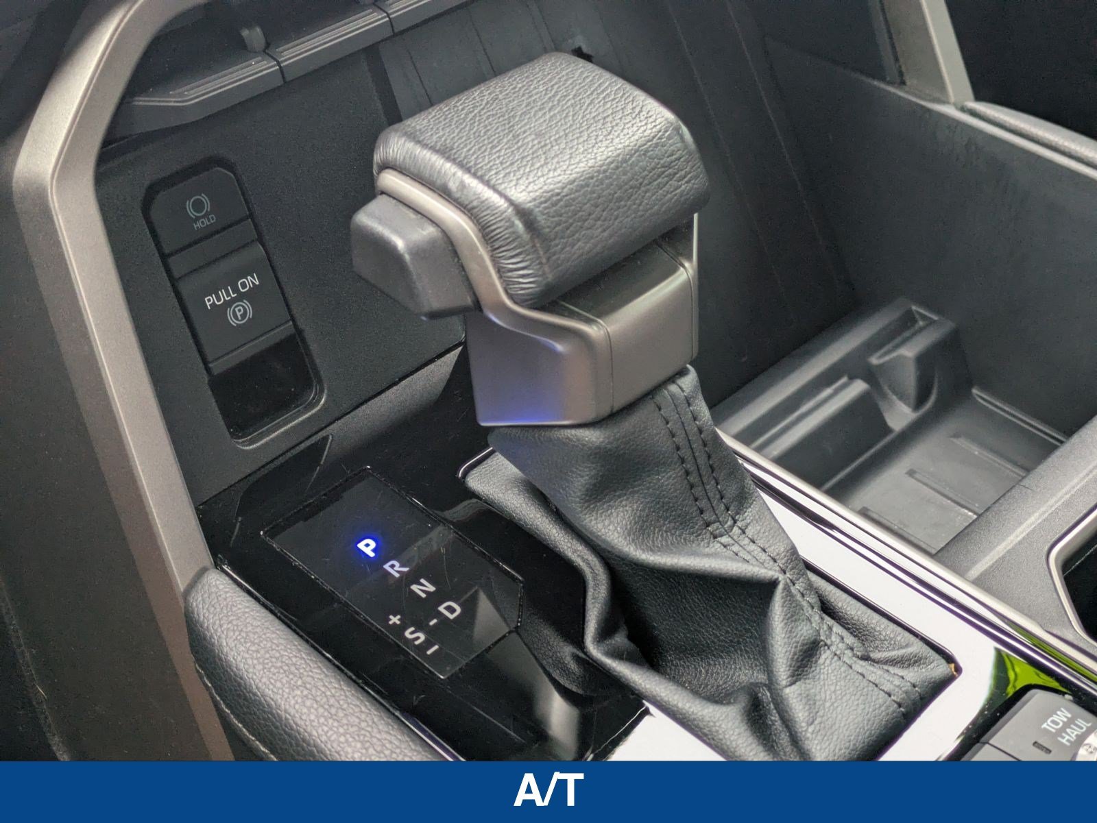 Used 2025 Toyota Tundra Limited AWD/4WD image 33