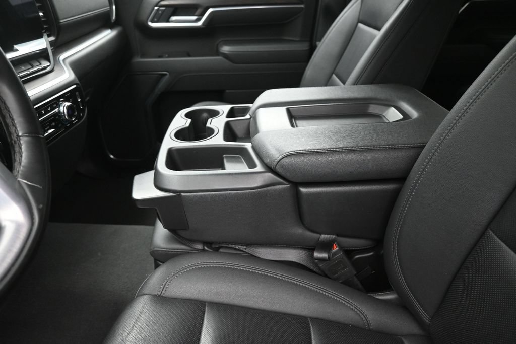 Used 2025 GMC Sierra 1500 SLT AWD/4WD image 21