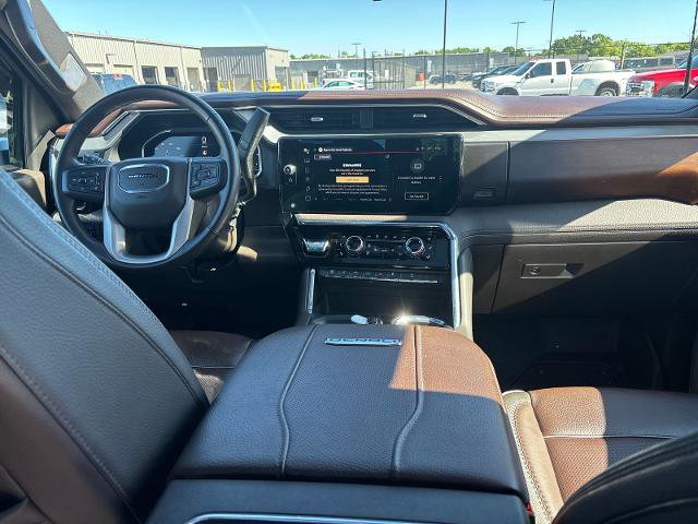 Used 2024 GMC Sierra 2500 Denali w/ Denali Reserve Package AWD/4WD image 6