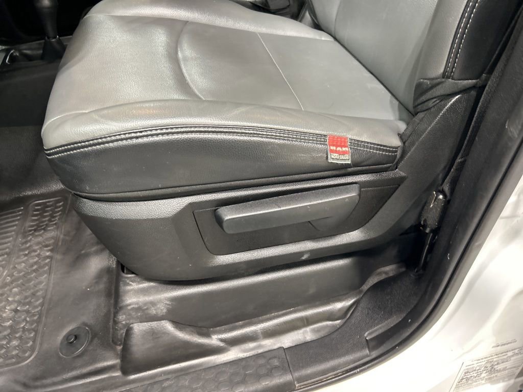 Used 2022 RAM 2500 Tradesman w/ Protection Group image 11