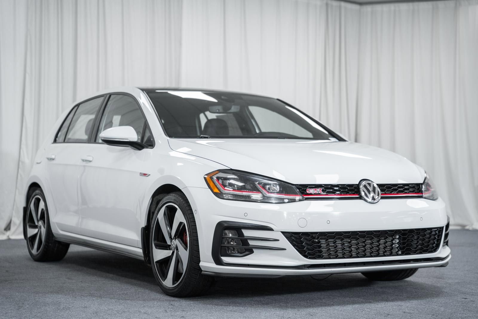 Used 2019 Volkswagen GTI Autobahn image 1