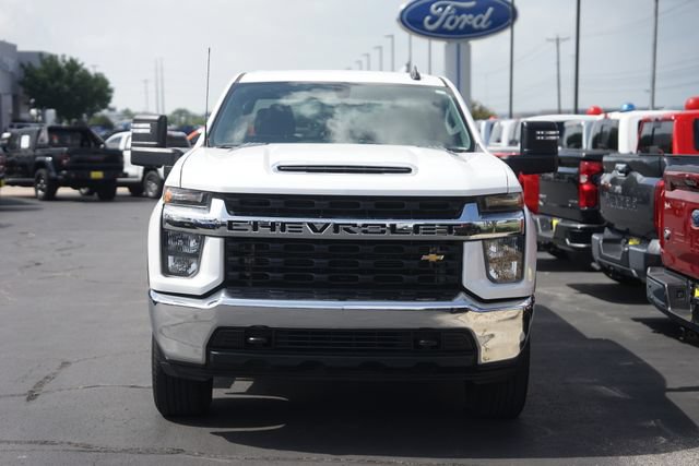 Used 2021 Chevrolet Silverado 2500 LT w/ Fleet Comfort Package AWD/4WD image 3
