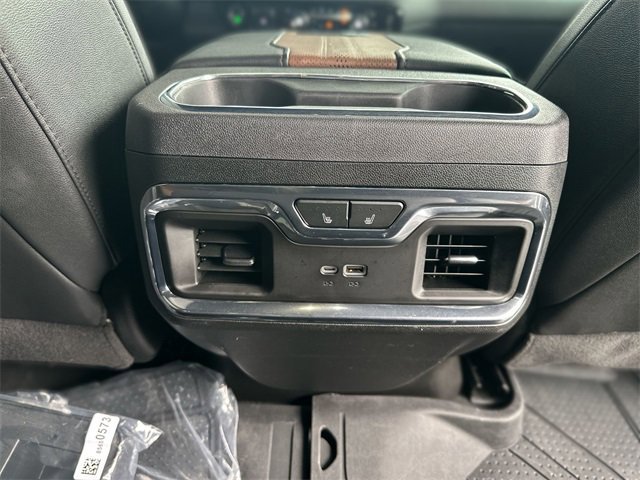 Used 2024 Chevrolet Silverado 3500 High Country w/ High Country Premium Package image 24