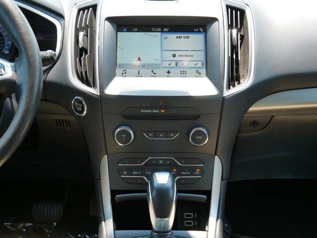 Certified 2018 Ford Edge SEL w/ Equipment Group 201A AWD/4WD image 16