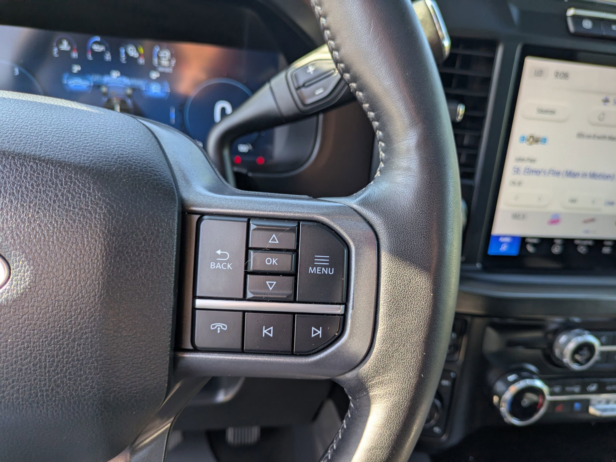 Certified 2024 Ford F350 Lariat w/ Lariat Ultimate Package AWD/4WD image 22