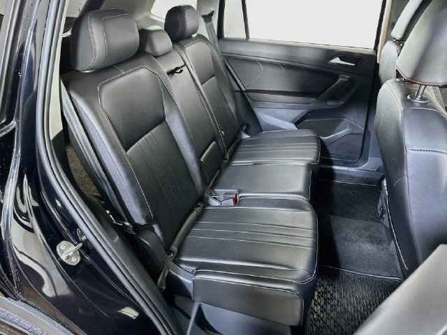 Used 2024 Volkswagen Tiguan Wolfsburg Edition AWD/4WD image 17