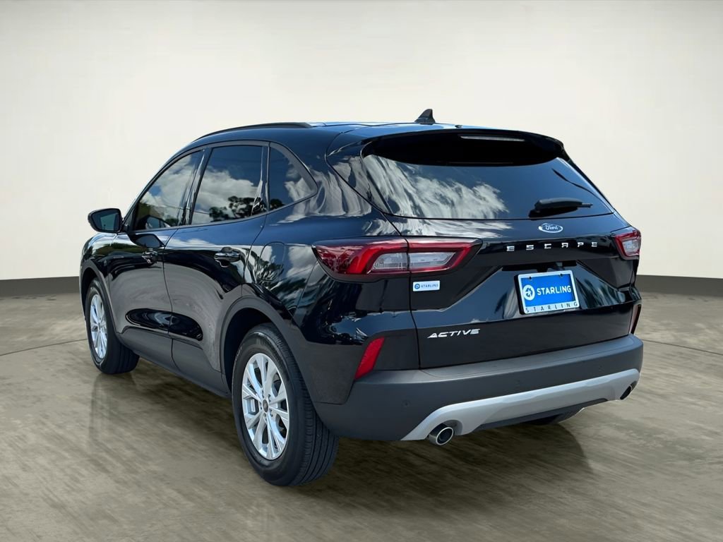 Certified 2025 Ford Escape Active w/ Tech Pack #1 FWD image 5