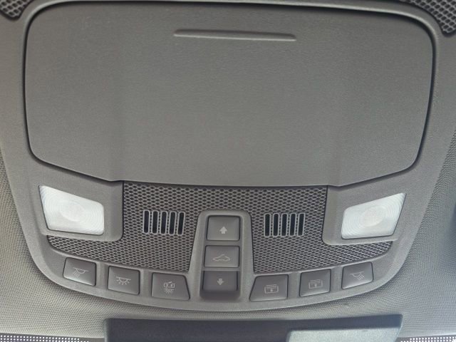 Certified 2020 Ford F150 Lariat w/ Equipment Group 502A Luxury image 33