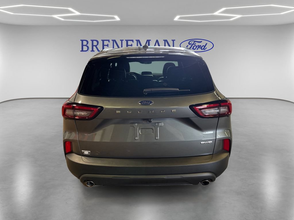 Certified 2025 Ford Escape ST-Line AWD/4WD image 7