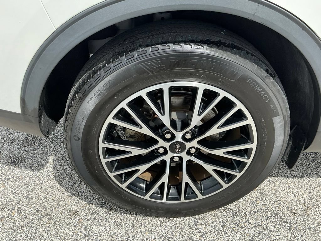 Certified 2023 Ford Escape SE FWD image 14