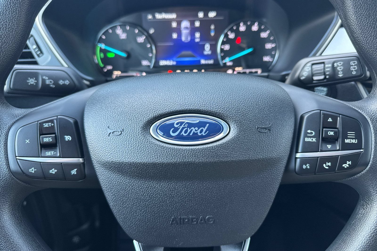 Certified 2022 Ford Escape SE FWD image 24