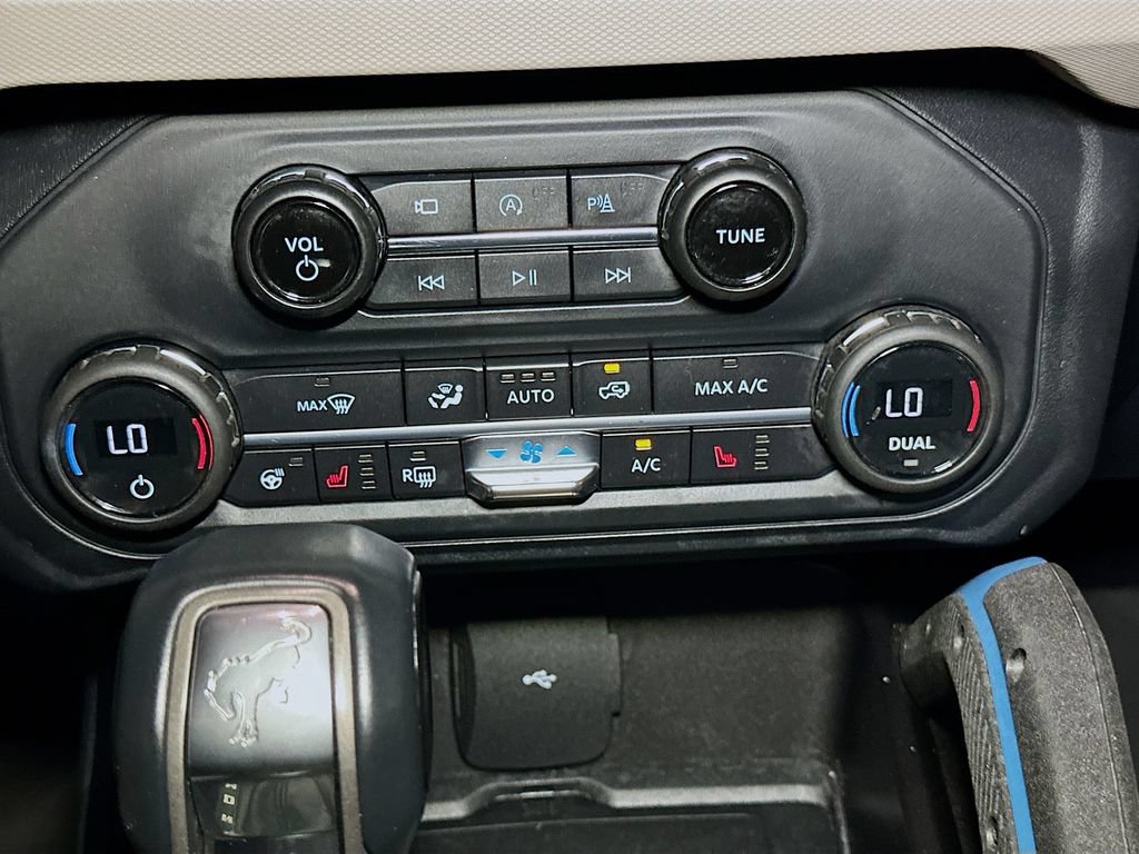 Certified 2021 Ford Bronco Wildtrak AWD/4WD image 17