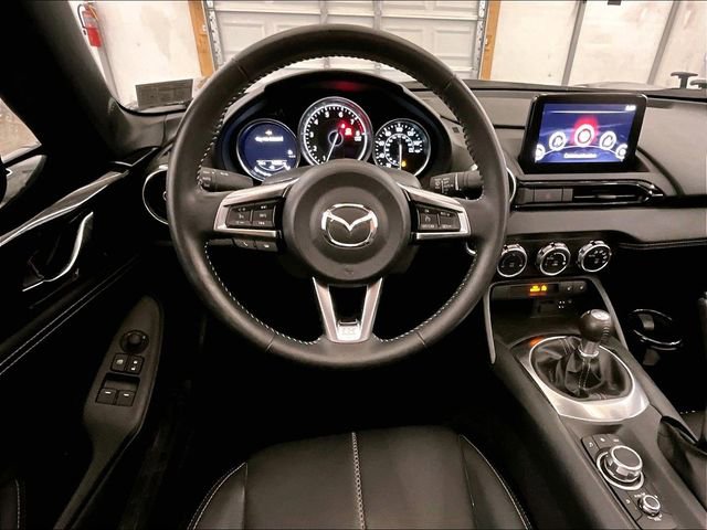 Used 2023 MAZDA MX-5 Miata Grand Touring RWD image 5