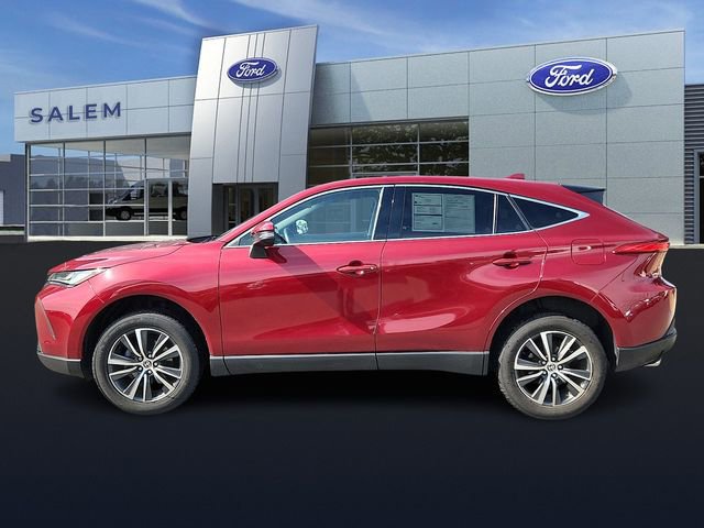 Used 2023 Toyota Venza LE AWD/4WD image 5