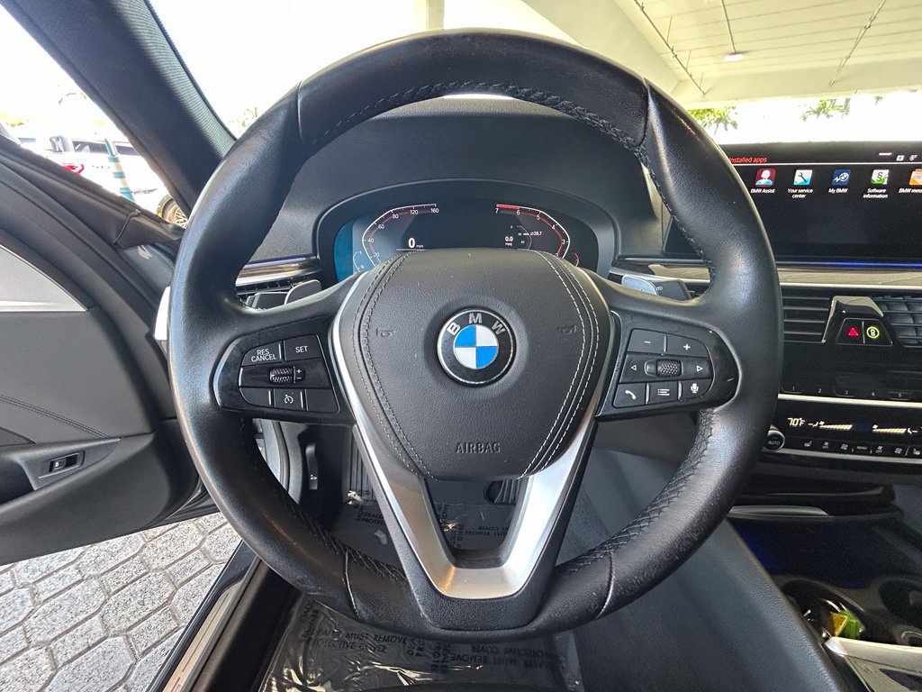 Used 2020 BMW 530i w/ Convenience Package RWD image 17