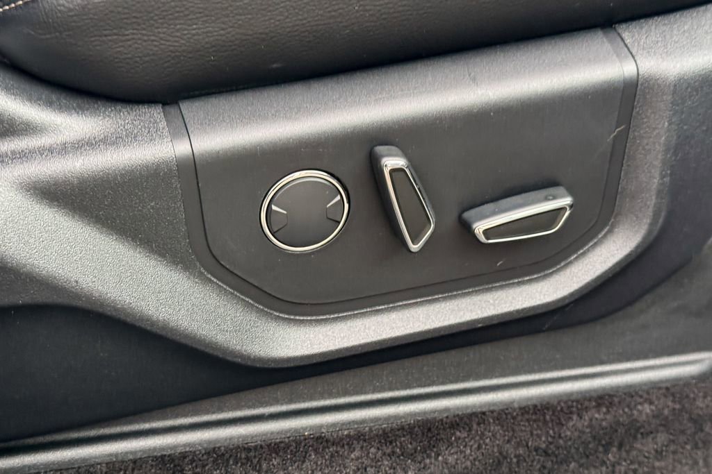 Certified 2017 Ford F150 Lariat image 17