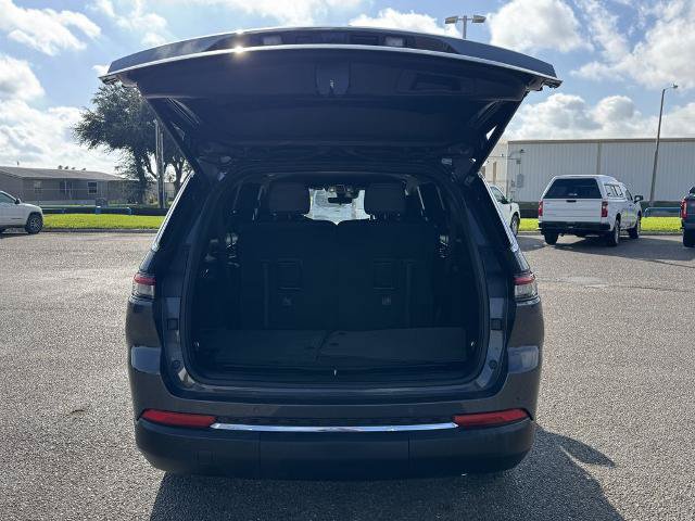 Used 2025 Jeep Grand Cherokee L Limited RWD image 6