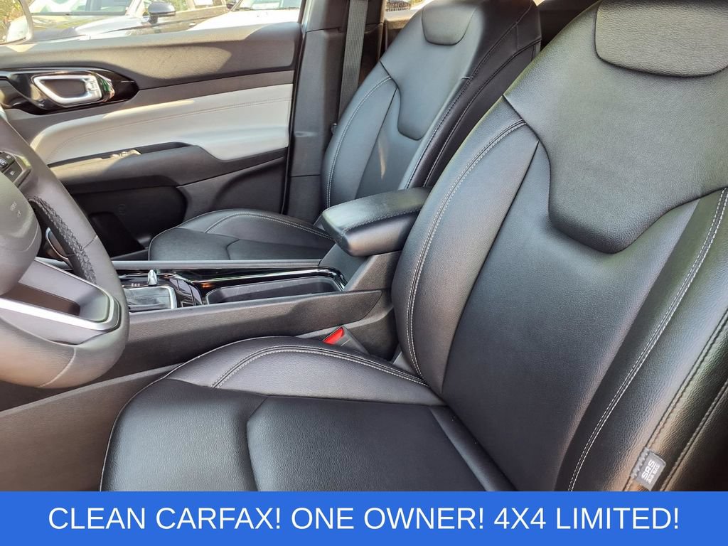 Used 2025 Jeep Compass Limited AWD/4WD image 3